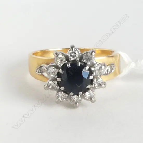 18ct Y/GOLD SAPPHIRE & DIAMOND CLUSTER RING 5gms SIZE N