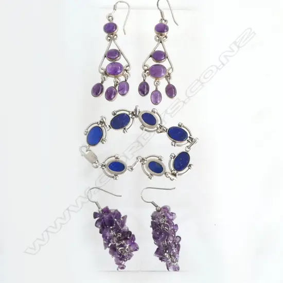SILVER JEWELLERY: LAPIS BRACELET + 2 PRS AMETHYST EARRINGS