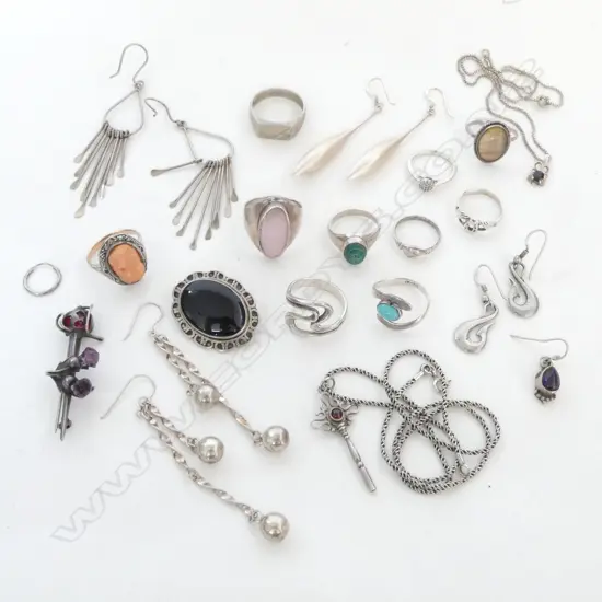 ASST. SILVER JEWELLERY: 10 RINGS ( 1 w 9ct gold shank) + EARRINGS + NECKLACE + SCOTTISH BROOCH ETC