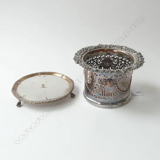 SILVER OVER COPPER WAITER & BOTTLE COASTER H.120mm
