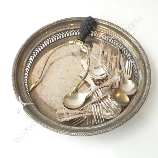 SHERWOOD SILVER PLATE TRAY & ASST EP CUTLERY