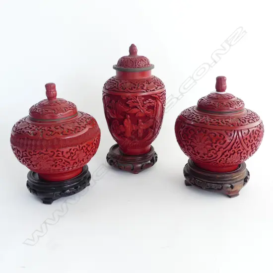 3 CINNABAR LIDDED VASES (PR + 1) H.200mm
