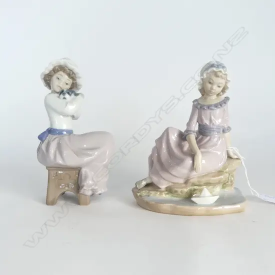 2 NAO FIGURINES; SEATED GIRLS H.165mm