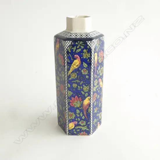 ROYAL DOULTON BLUE PERSIAN PARROTS HEXAGONAL VASE, H.210MM 