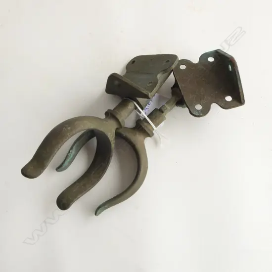 PR OF VINTAGE BRONZE DINGY ROLLOCKS L170MM