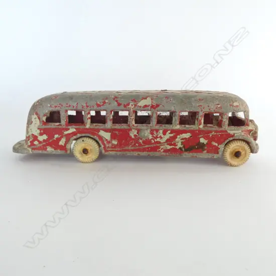 OLD FUN HO RED BUS paint flaking L.230mm