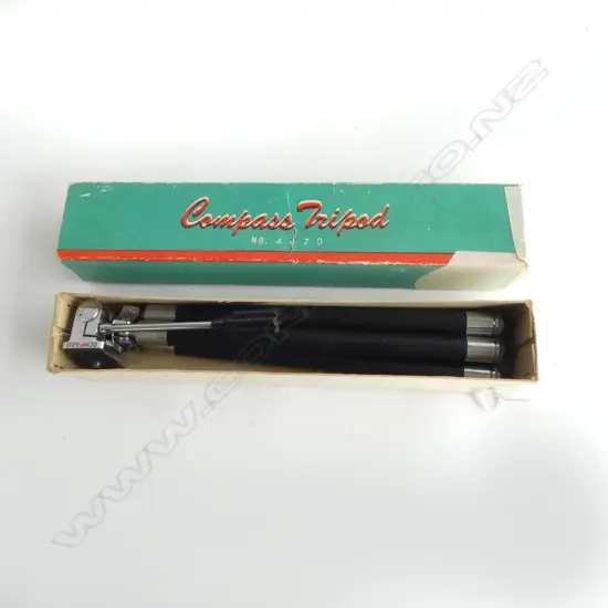 VINTAGE CASED TRIPOD COMPASS No.4470