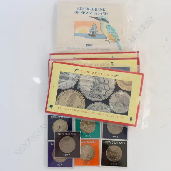 7 CASED N.Z. COINS, 2 N.Z. UNCIRCULATED COIN SETS & 2 KIWI DOLLAR COLLECTIONS