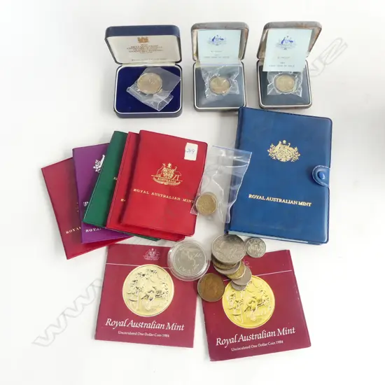 ASST. AUSTRALIAN COIN SETS, LOOSE, BRISBANE COMMONWEALTH GAMES, etc