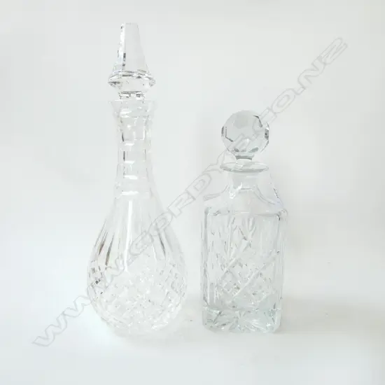 2 CRYSTAL DECANTERS H.340mm