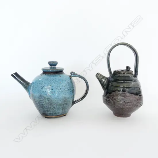 2 STUDIO POTTERY TEAPOTS H.220mm