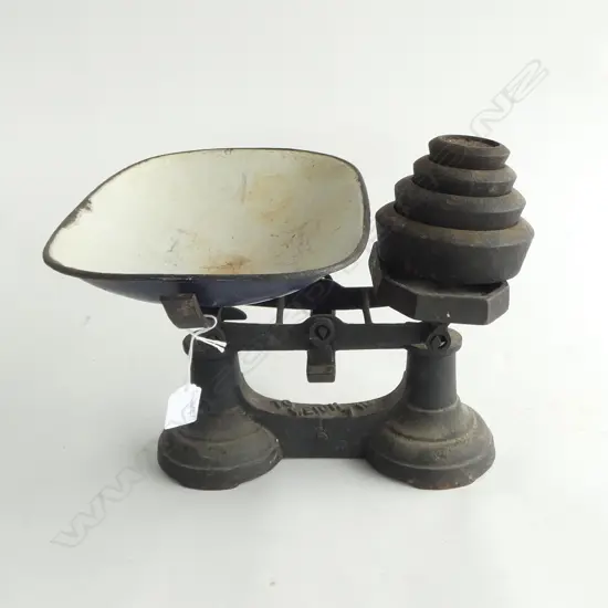 ANTIQUE CAST IRON SCALES W.300mm