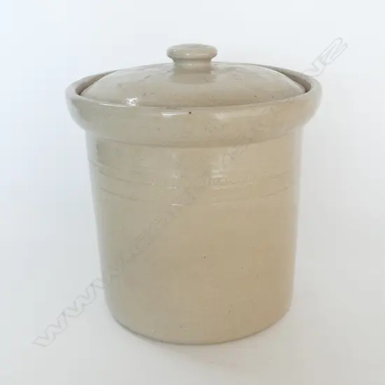 TIMARU POTTERIES CROCK H.240mm