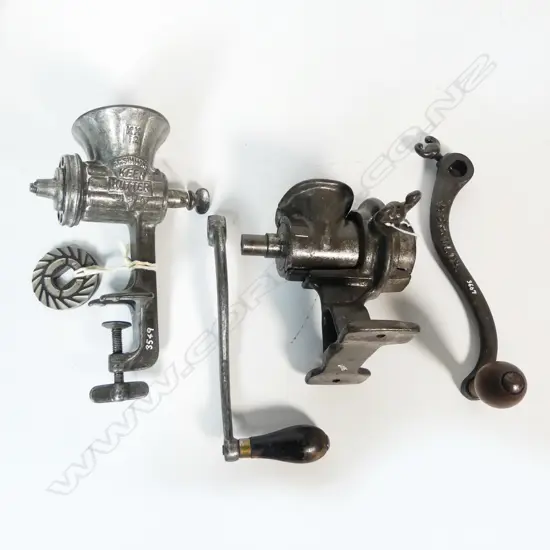 3607/3549 2 VINTAGE CAST BENCH MOUNTED MINCERS L250MM