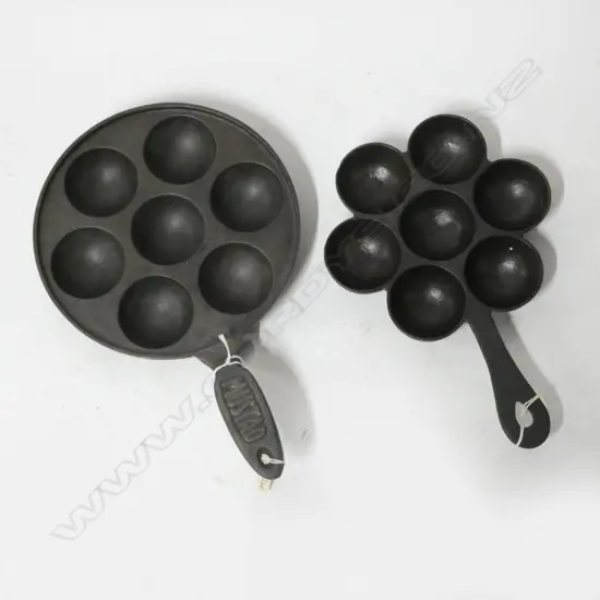 1176/1260 TWO VINTAGE CAST IRON MUFFIN PANS, W.330MM (LARGEST)