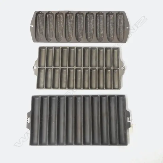 1262/1186/61  3 VINTAGE CAST IRON GEM TRAYS L400MM