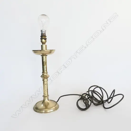 BRASS TABLE LAMP NO SHADE H.380mm