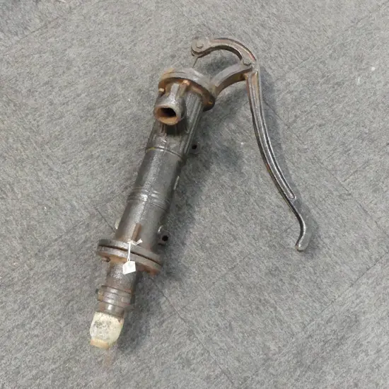 ENGLISH CAST IRON WALL MOUNTED WATER PUMP H.800mm