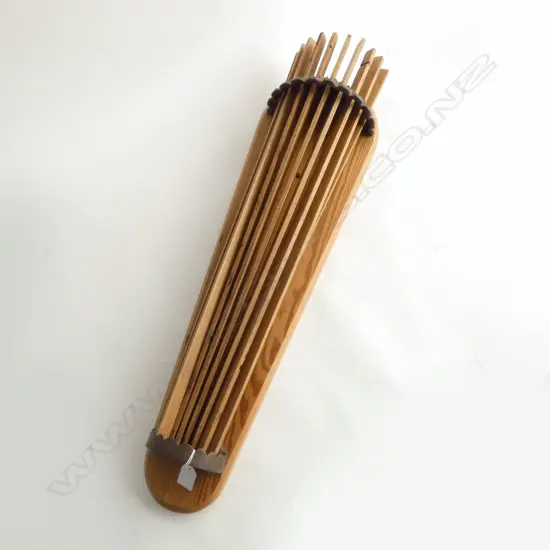 ANTIQUE 'LAZY SALLY' WALL MOUNTED WOODEN CLOTHES HANGER H.770mm