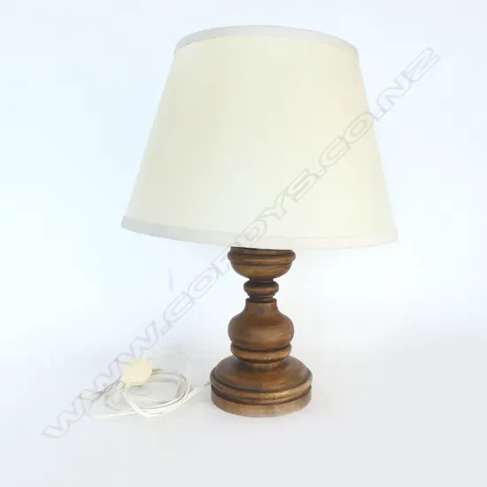 TABLE LAMP, WOODEN BASE H.460mm