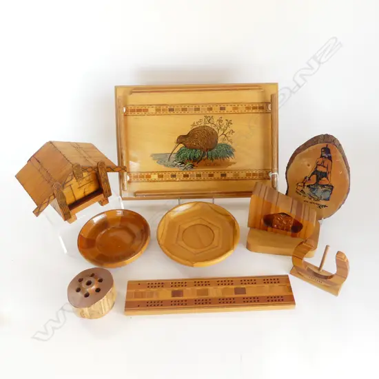 9PC COLLECTION NZ KIWIANA WOOD CRAFT