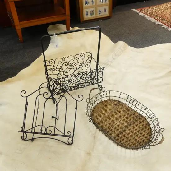 2 METAL BASKETS W.540mm + BOOKSTAND