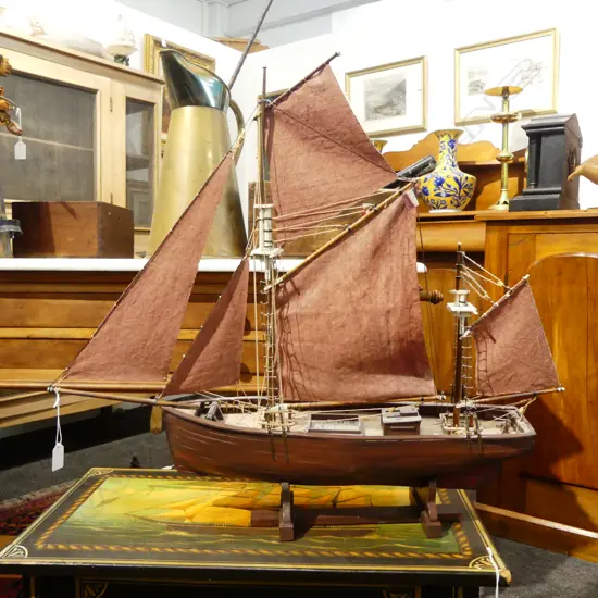 SAIL BOAT MODEL H.600mm