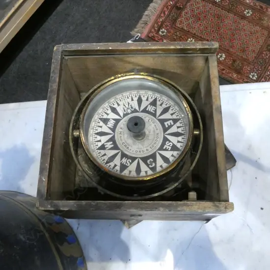 BOXED GIMBAL COMPASS HEATH & Co LONDON W.200mm