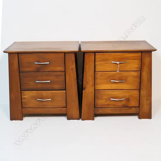 PR WOODEN BEDSIDE CABINETS 565x410x580mm