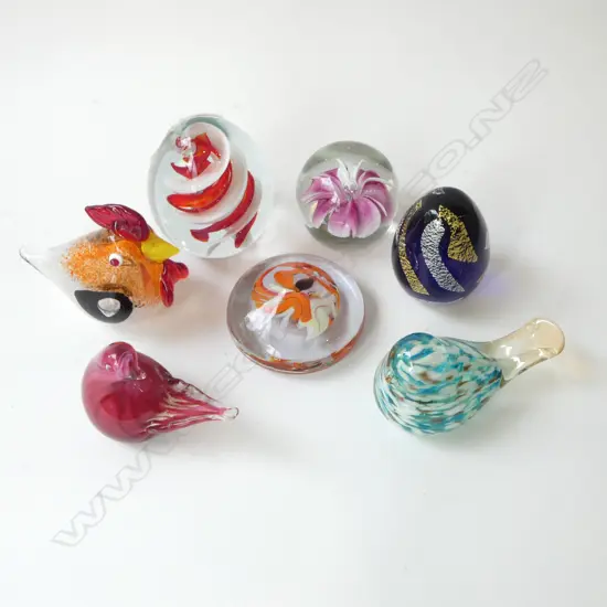 7 ART GLASS PAPERWEIGHTS H.100mm