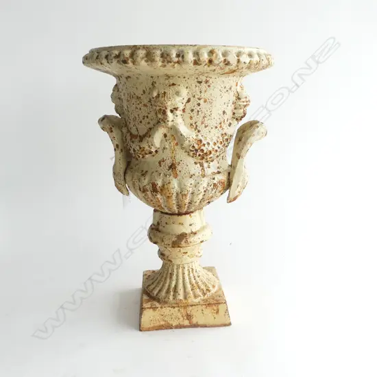 CAST IRON URN H.335mm
