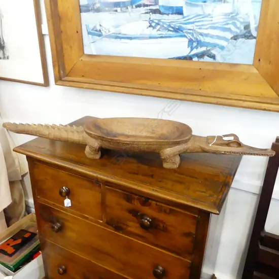(AK36) VINTAGE TRIBAL CARVED WOOD CROCODILE FOOD BOWL. L.1070mm
