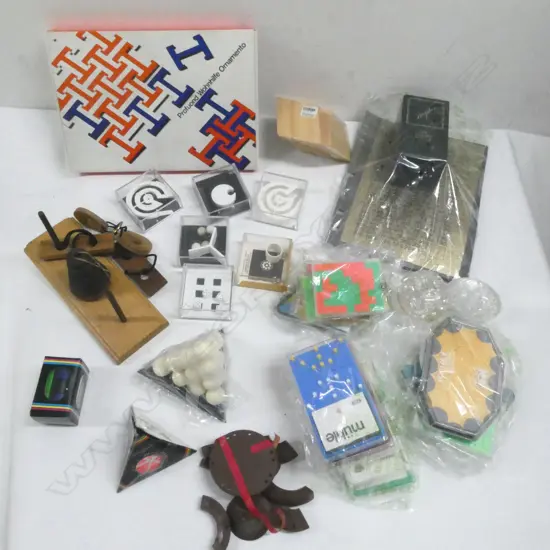 ASST. VINTAGE PUZZLES AND GAMES