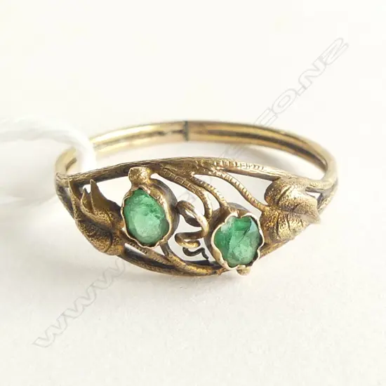 14ct & EMERALD ANTIQUE RING unmarked testing as 14ct 1.2gms STONES A/F SIZE N