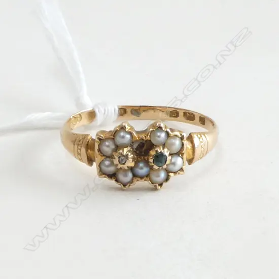 15ct ANTIQUE PEARL, EMERALD & DIAMOND RING, 2.10gm (1 pearl missing) assay stamps for 1848 SIZE P