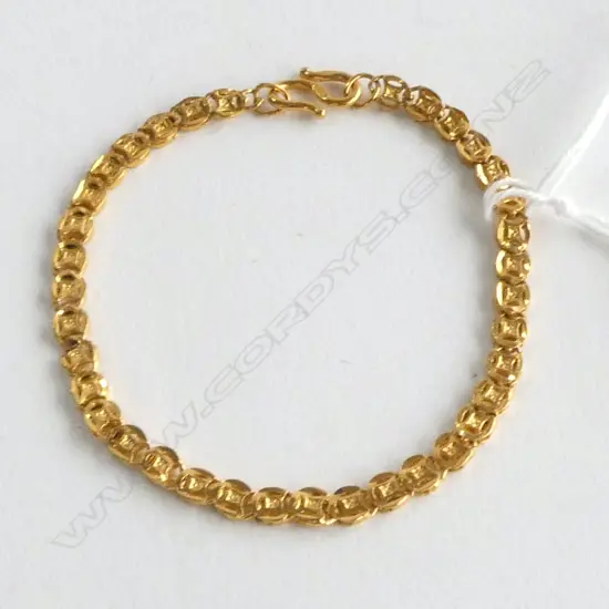 22 - 24ct YELLOW GOLD BRACELET 7.3gms