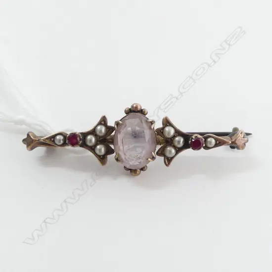 9CT BAR BROOCH, 3.4grms
