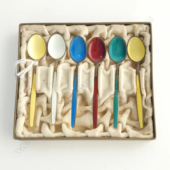 CASED SET NORWEGIAN S/SILVER & ENAMEL COFFEE SPOONS 51G TOTAL WEIGHT - SOME DAMAGE TO ENAMEL