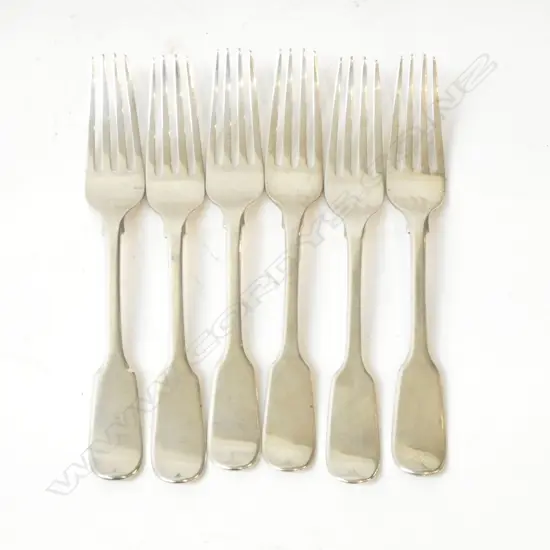 SET 6 VICTORIAN SILVER DESSERT FORKS fiddle pattern. London 1843 272gms
