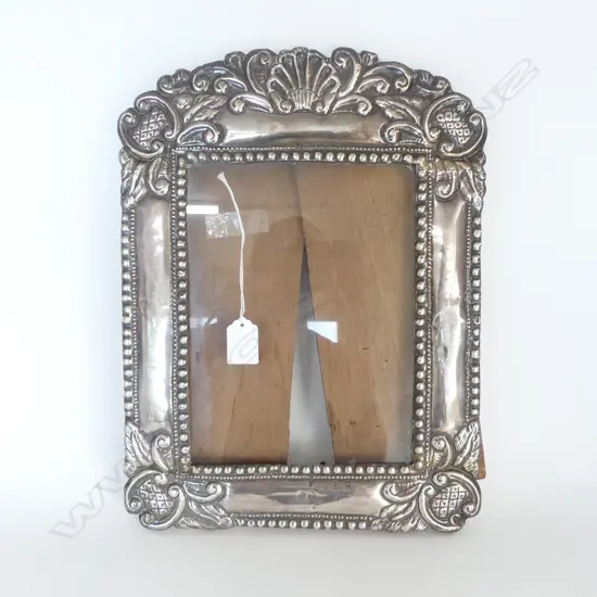 925 SILVER FRAME, SOUTH AMERICAN 380x285mm BACK BOARD BROKEN