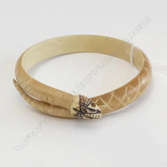 ART DECO BAKELITE SNAKE SLAVE BANGLE Dia.85mm