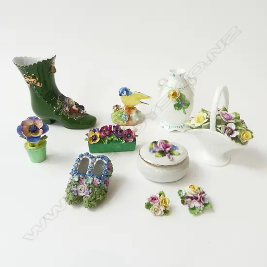 COLLECTION 10PCS VINTAGE FLORAL CHINA H120 TALLEST