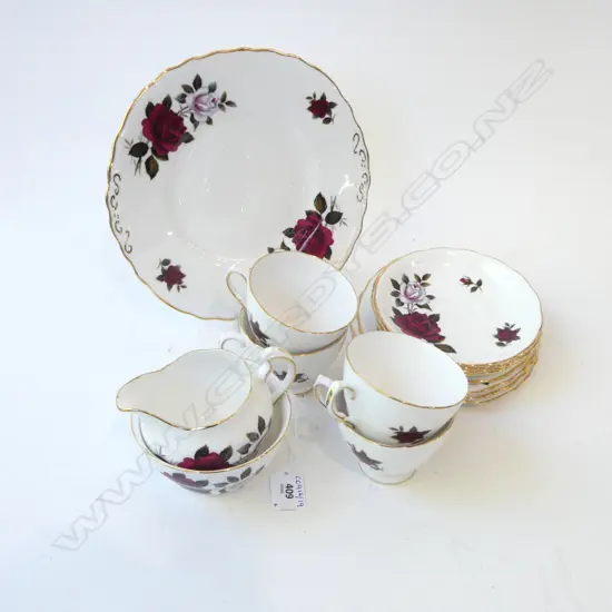 COLCLOUGH CHINA BLOOD ROSE PAT TEASET 4CSPS