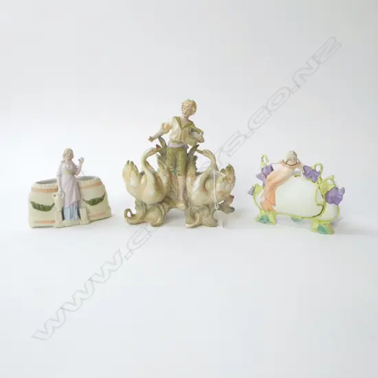 3 EDWARDIAN BISCE CHINA ORNS H200MM TALLEST