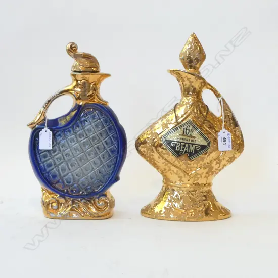 2 DECANTERS 'CREATION OF JIM B. BEAM DISTILLING' H.330mm (FAULTS)