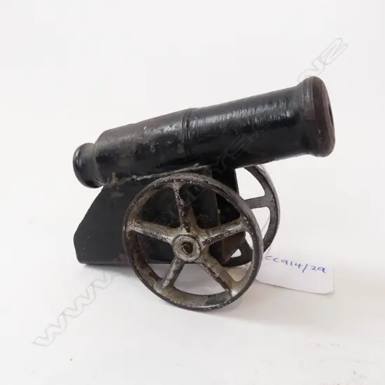 VICT VINTAGE CAST IRON TOY CANNON L100MM