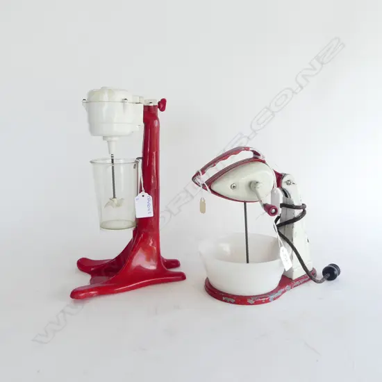 VINTAGE METAL TOY MIXER & PLASTIC MILKSHAKE MACHINE H.270mm