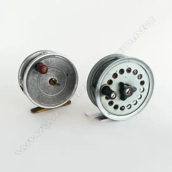 VINTAGE SWEDISH AB URFABRIKEN DOUBLE FRESH WATER REEL DIA90MM & ANOTHER 