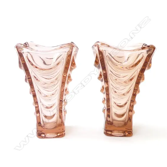 PAIR OF ART DECO PINK DEPRESSION GLASS VASES, H.200MM W.140MM