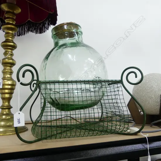 GREEN METAL BASKET 350x350x210mm + GLASS BOTTLE H.310mm